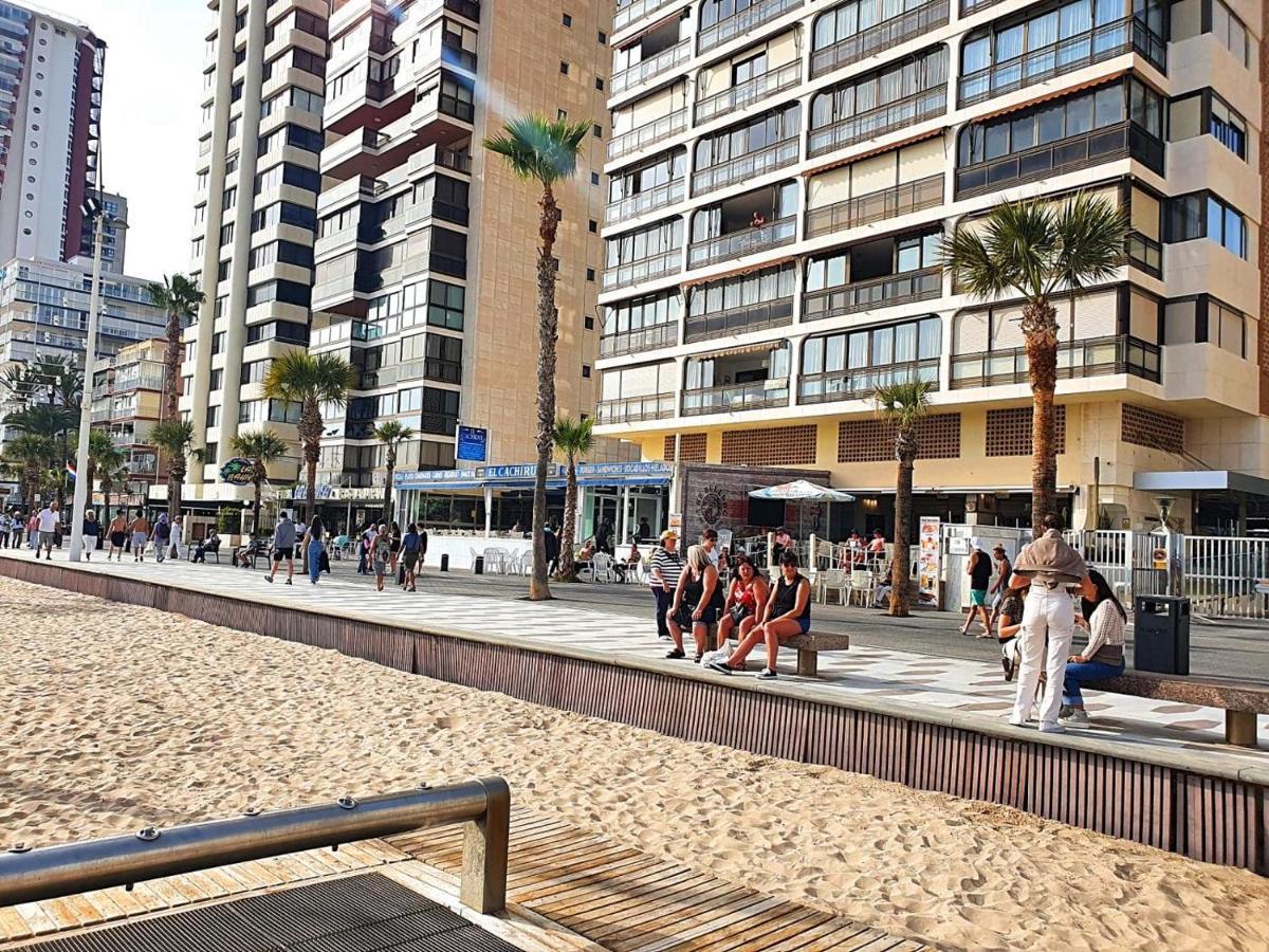 First Line Apartment With 3 Bedrooms And Seaviews Benidorm Exterior photo
